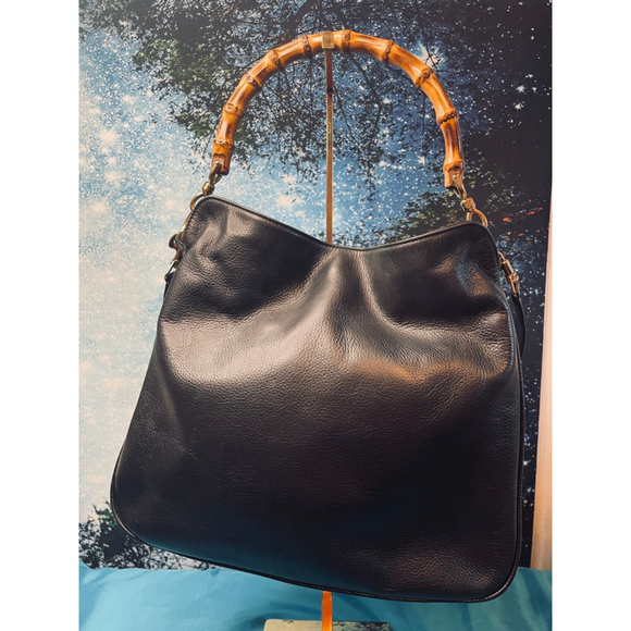 Women's Gucci Black Leather Bamboo Handle Shoulder Bag COA Provided Excel Cond - Picture 2 of 16
